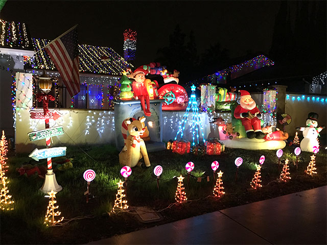 Lake Forest Christmas home decoration - Picture 01